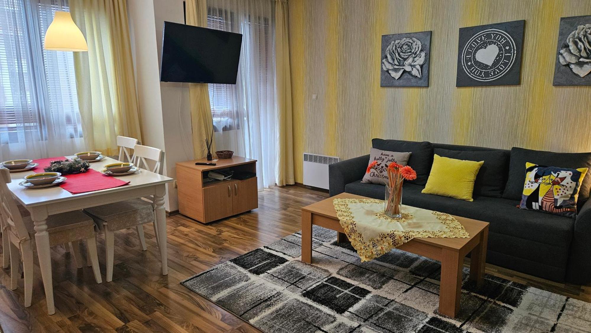 Ramada 2 Boutique Apartment Near Ski Road Банско Екстериор снимка